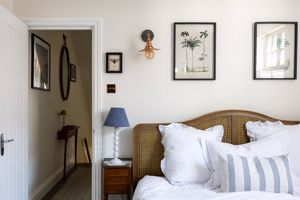 Photo 7- click for photo gallery